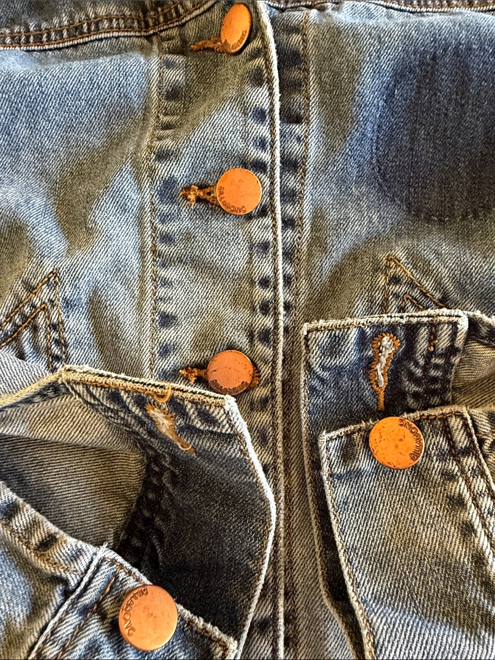 Billabong Light Blue Denim embroidered jacket size small - Picture 9 of 9